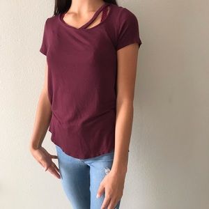 Aeropostale Classic distresses maroon T-Shirt